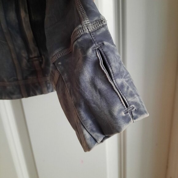 Lululemon Define Jacket Womens 8 Gray Garment Dye Washed Luna Luxtreme Fitted - Picture 5 of 12